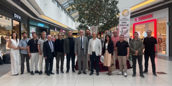 ahmet-yakupoglu-guzel-sanatlar-lisesinden-sanat-dolu-yil-sonu-kapanisi-Ngi1OjWV.jpg