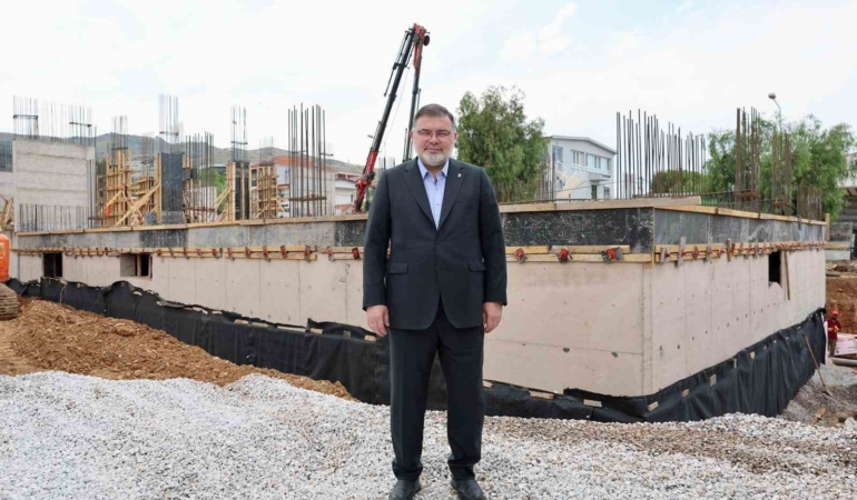 ak-parti-izmir-il-baskani-saygilidan-chpye-gundemlerinde-sadece-koltuk-kavgasi-var-B7VsqyIG.jpg