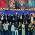 ak-partiye-manisada-toplu-katilim-612-kisiye-rozet-takildi-Wprl5pNq.jpg