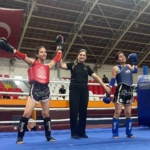 akhisarda-6-ilden-200-sporcu-ringe-cikti-sampiyon-manisa-oldu-c4DmhwHw.jpg