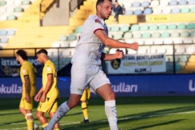 aliaga-fk-oguz-gurbulak-transferinde-sona-geldi-unTxUR3z.jpg