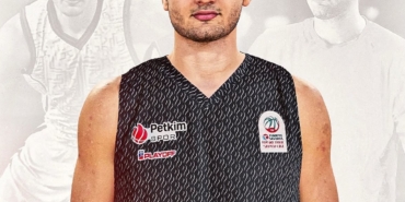 aliaga-petkimspor-ozan-yilmazi-renklerine-bagladi-j79557Nh.jpg