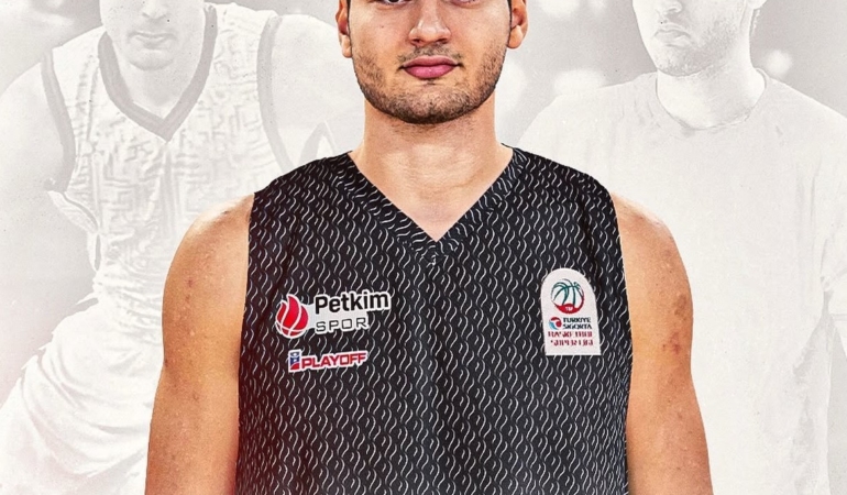 aliaga-petkimspor-ozan-yilmazi-renklerine-bagladi-j79557Nh.jpg