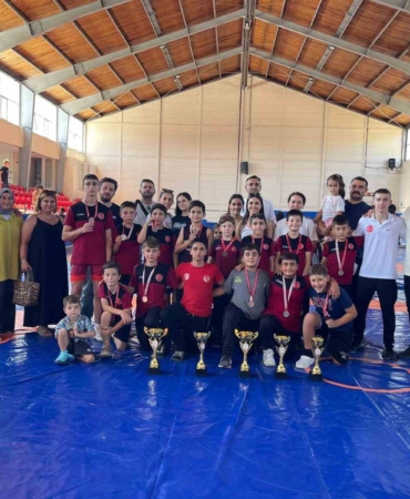 aliagali-guresciler-turkiye-sampiyonasina-hazir-vxTMWA9U.jpg