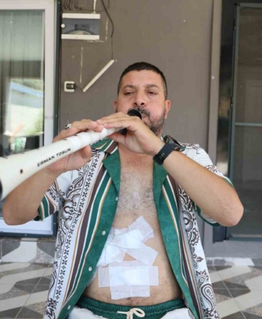 ameliyattan-cikan-hasta-solunum-egzersizini-zurnasi-ile-yapti-aakj3WJv.jpg