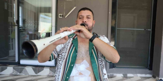 ameliyattan-cikan-hasta-solunum-egzersizini-zurnasi-ile-yapti-aakj3WJv.jpg