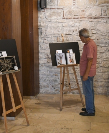 arkeoloji-ve-sanat-bu-sergide-bulustu-pERi9htm.jpg