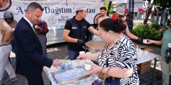 asure-ikramlari-soma-ve-akhisardan-basladi-Xyg1WIHm.jpg
