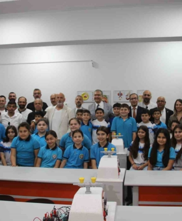aydin-besiktaslilar-derneginden-egitime-destek-PMI2cz1L.jpg
