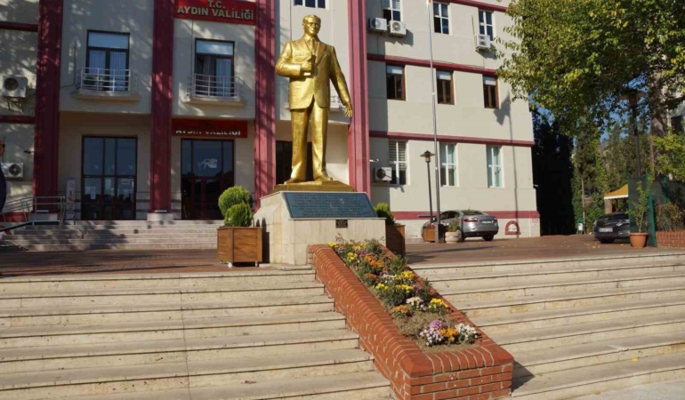 aydin-valiliginden-kruvaziyer-aciklamasi-KzRS8UCH.jpg