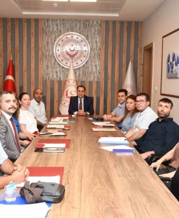 aydinda-engelli-ve-yasli-bakim-hizmetleri-degerlendirildi-f66zQJdN.jpg