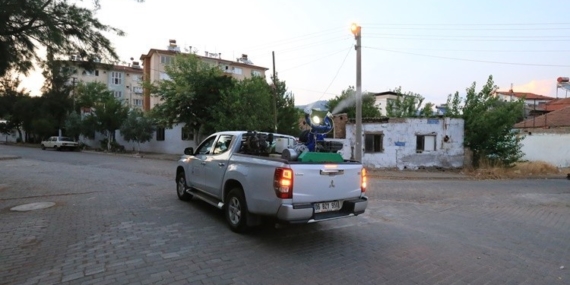 aydinda-ilaclama-calismalari-basladi-q6fXd1cT.jpg