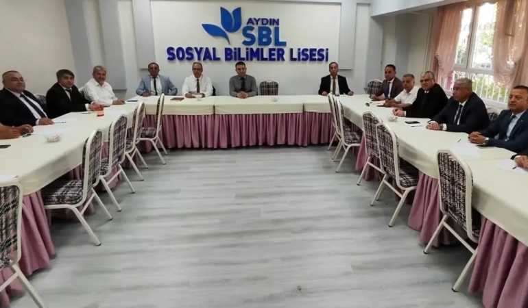 aydinda-ilce-milli-egitim-mudurleri-bir-araya-geldi-whGveW55.jpg