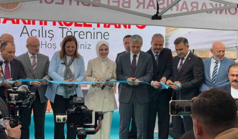 bakan-goktas-bakanlik-olarak-bin-366-yeni-kadin-kooperatifinin-kurulmasina-destek-olduk-BBIZjjO6.jpg