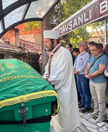 balik-tutmaya-gittigi-kizilirmak-kenarinda-olu-bulunan-genc-tekniker-topraga-verildi-IpCb64az.jpg
