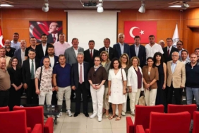 baskan-aras-sektor-temsilcileriyle-bir-araya-geldi-QjTLwPQJ.jpg