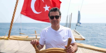 baskan-arastan-kabotaj-bayrami-mesaji-4tEm96rM.jpg