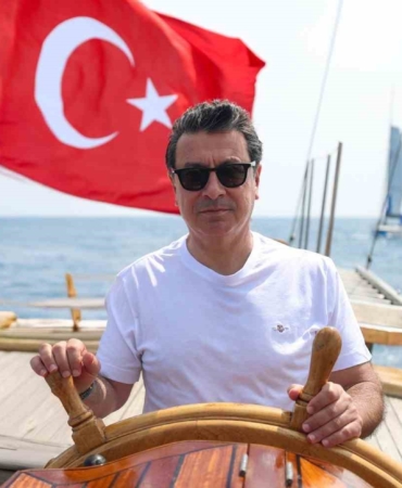 baskan-arastan-kabotaj-bayrami-mesaji-4tEm96rM.jpg