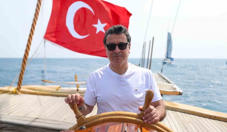 baskan-arastan-kabotaj-bayrami-mesaji-4tEm96rM.jpg