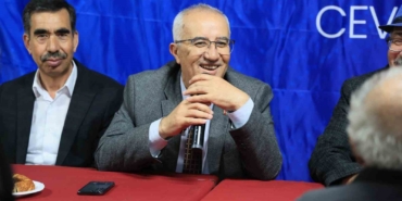 baskan-arslan-kizilyaka-mahallesinde-vatandaslarla-bulustu-4WAzUck4.jpg