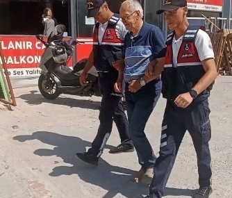 baskan-oten-gozaltina-alindi-SSLwAhHP.jpg