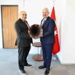 baskan-pehlivandan-menemene-dogalgaz-mujdesi-jFPxkhX7.jpg