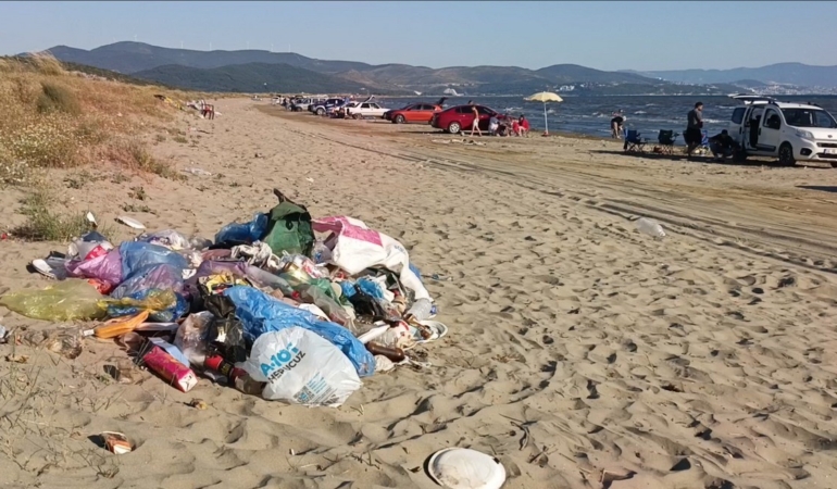 baskan-surucu-kusadasi-sinirindaki-dogal-alana-dikkat-cekti-YviR3SHR.jpg