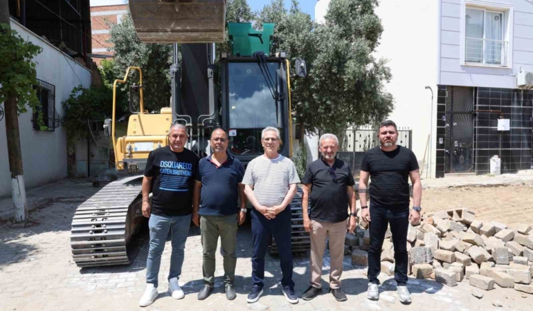 baskan-tetik-2026-yilinda-40-futbol-sahasi-buyuklugunde-yolu-yenileyecegiz-3DllgZl9.jpg