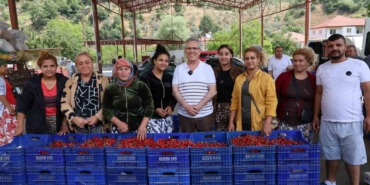 baskan-tetik-asagi-yakacikta-vatandaslarla-bulustu-CsyyzQJj.jpg