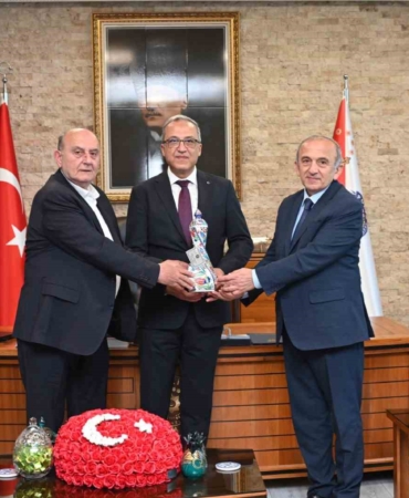 baskan-yilmaz-il-emniyet-muduru-karayel-ile-fikir-alisverisinde-bulundu-tZBHDJ8Z.jpg