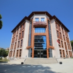 bayindirda-uyusturucu-operasyonu-3-gozalti-YsPvAH3y.jpg