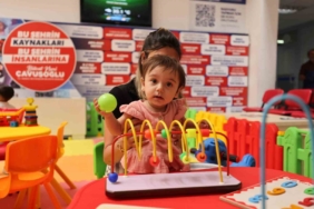 belediyenin-kapisindan-giren-cocuklar-artik-oyunla-karsilaniyor-d22Jnf57.jpg