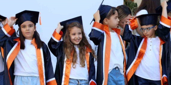 beyaz-koskun-minikleri-kep-atti-I85LOjMa.jpg