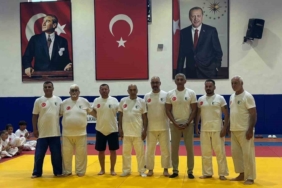 bodrum-ve-aydin-judoculari-kiyasiya-mucadele-etti-3uaxiqSY.jpg