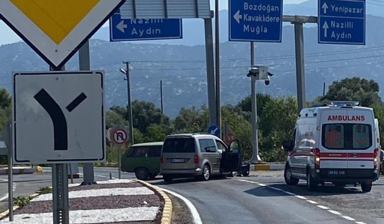 bozdoganda-trafik-kazasi-1-yarali-zMy7mmzE.jpg