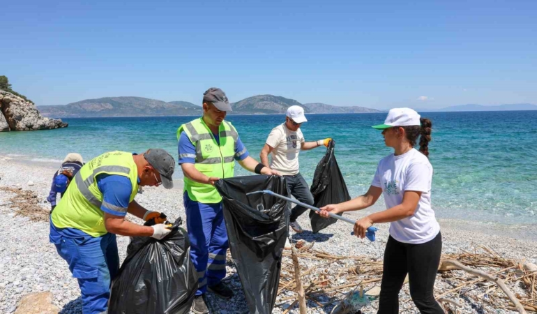 buyuksehirin-calismalariyla-ogrenciler-cevre-bilincini-ogreniyor-Yx2dbBqq.jpg