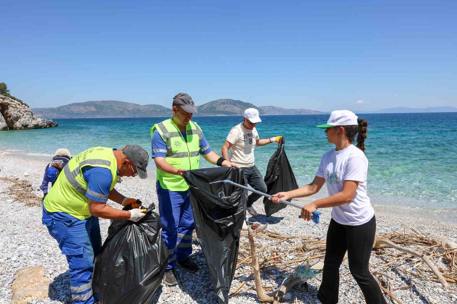 buyuksehirin-calismalariyla-ogrenciler-cevre-bilincini-ogreniyor-Yx2dbBqq.jpg