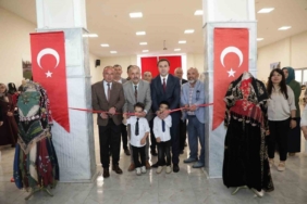 cavdarhisarda-yilsonu-sergisi-acildi-WukMC4rB.jpg