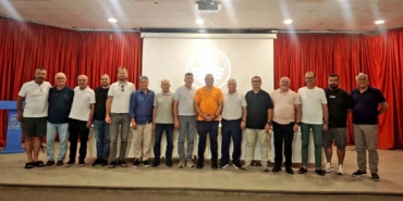 cesme-belediyesporda-mehmet-sarisac-yeniden-baskan-secildi-RtjBHvig.jpg