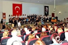 cesme-halk-egitim-merkezinden-yil-sonu-konserinde-muzik-ve-sanat-soleni-7M2kMxvL.jpg