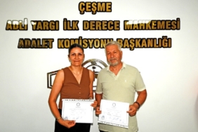 cesmede-yeni-secilen-muhtarlar-mazbatalarini-aldi-zBERBqn1.jpg