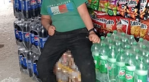 cezaevindeki-agabeyi-icin-istedigi-sarki-calmayinca-kalabaliga-ates-acmis-cviaPlHw.jpg