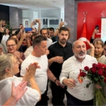 chp-izmir-il-baskanliginda-karanfil-gerginligi-Q7IGJHeG.jpg