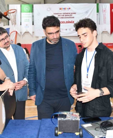 deneyap-teknoloji-atolyeleri-donem-sonu-proje-senligi-tamamlandi-qHdZt3Sk.jpg