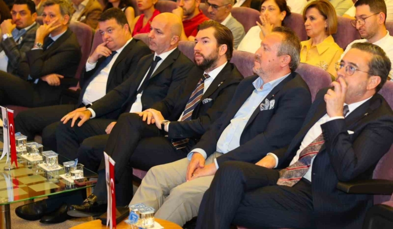 denib-yatirim-bulusmasinda-buyumenin-yeni-kodlari-masaya-yatirildi-A53kBZ4R.jpg