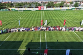 denizli-buyuksehir-belediyesi-birimler-arasi-futbol-turnuvasi-coskuyla-basladi-qvi79E4R.jpg