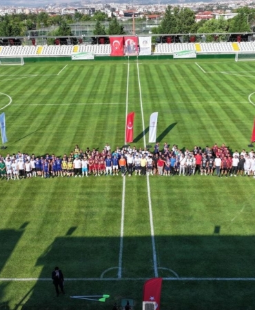 denizli-buyuksehir-belediyesi-birimler-arasi-futbol-turnuvasi-coskuyla-basladi-qvi79E4R.jpg
