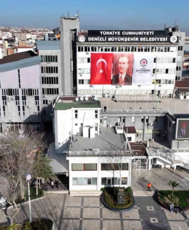 denizli-buyuksehir-sinav-yolculugunda-ogrencileri-yalniz-birakmiyor-PjqrBkxN.jpg