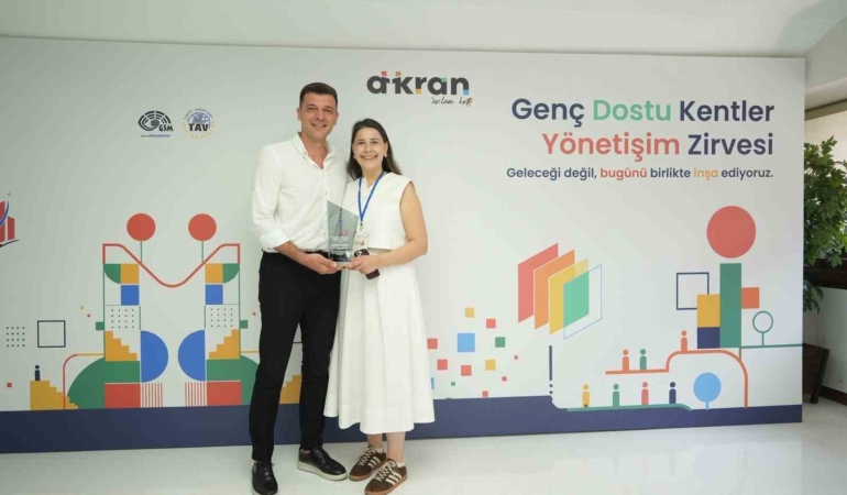 denizli-buyuksehire-genc-dostu-kent-iyi-yonetisim-tesvik-odulu-42IjiGZv.jpg