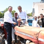 denizli-buyuksehirin-yem-dagitiminda-ikinci-hafta-basladi-mFOcGpVl.jpg